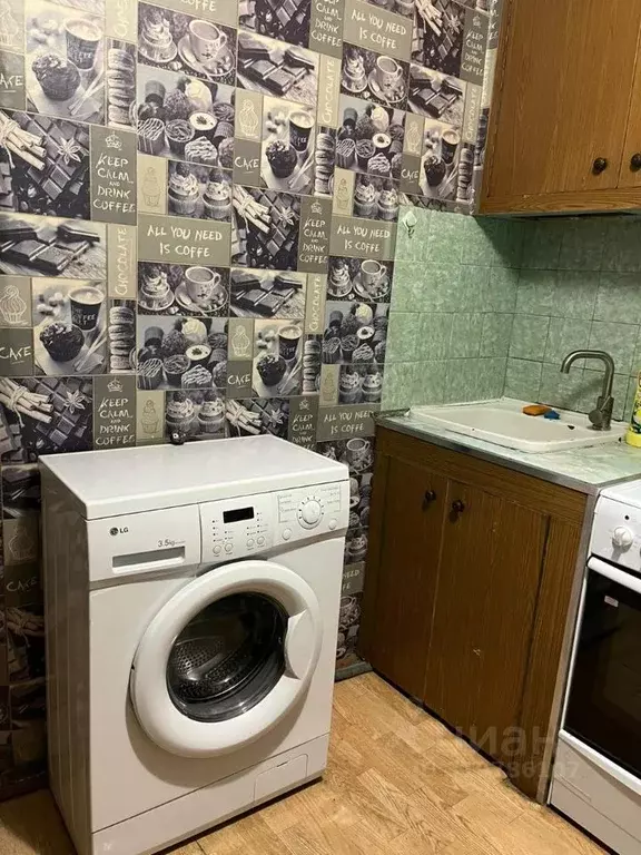 1-к кв. Хакасия, Абакан ул. Комарова, 10 (30.0 м) - Фото 1