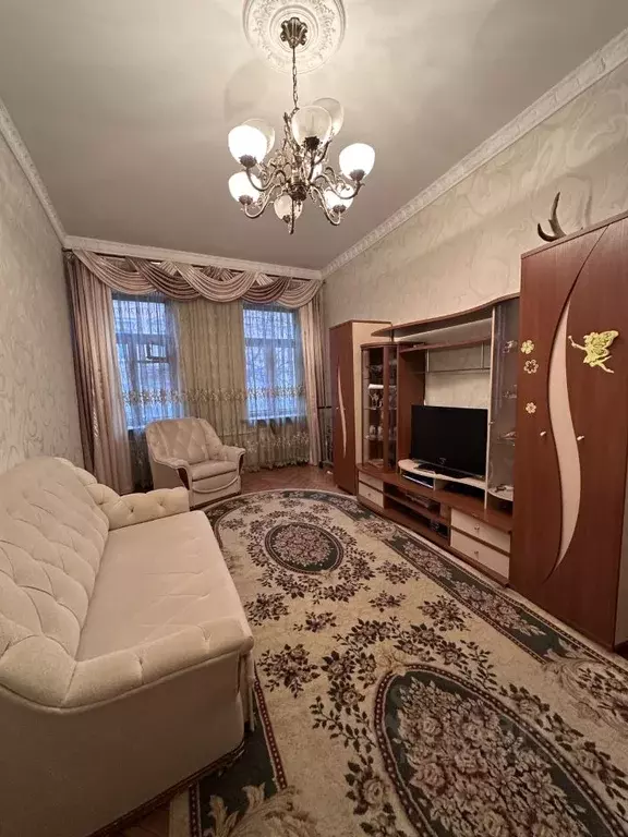 Комната Санкт-Петербург Английский просп., 51 (23.0 м) - Фото 0