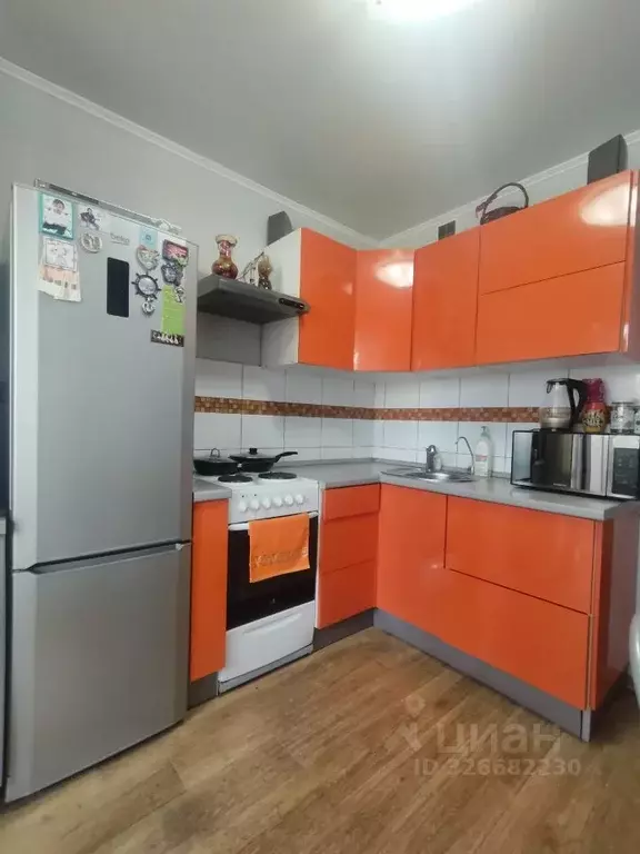 1-к кв. Челябинская область, Челябинск ул. Молодогвардейцев, 64б (52.0 ... - Фото 1