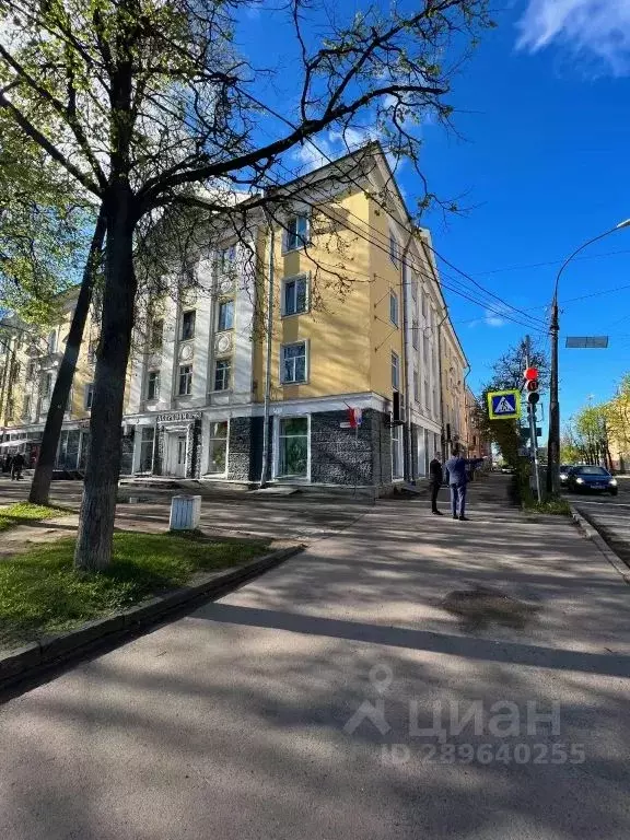 2-к кв. Псковская область, Псков Октябрьский просп., 21 (60.0 м) - Фото 0