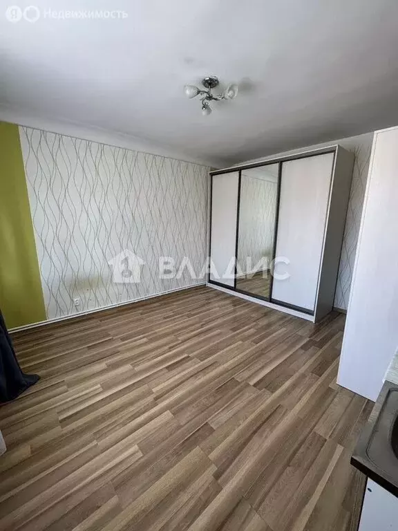 1к в 4-комнатной квартире (23 м) - Фото 1