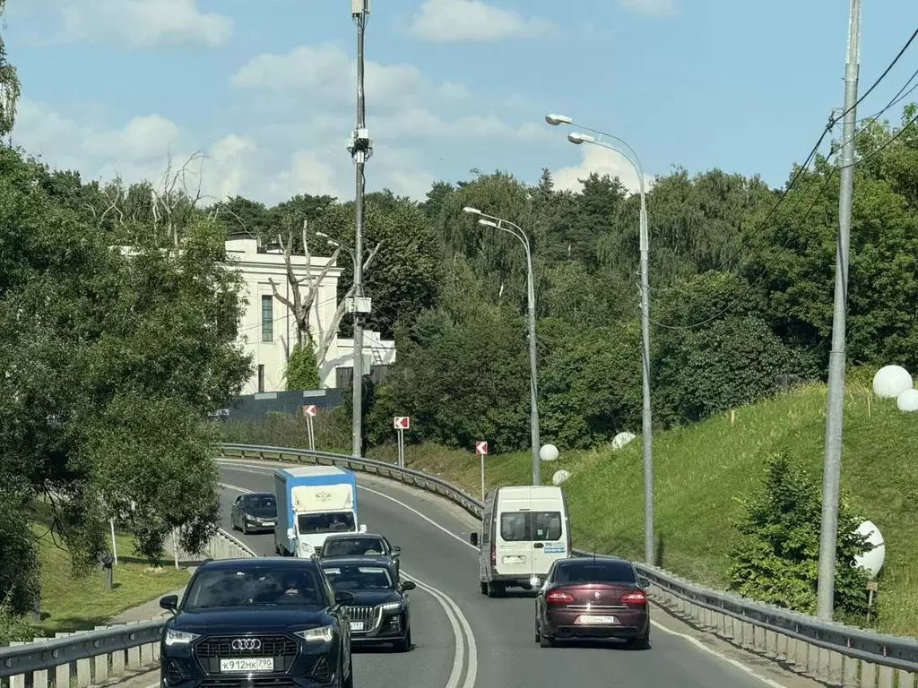 Участок в Московская область, Одинцовский городской округ, д. Барвиха  ... - Фото 2