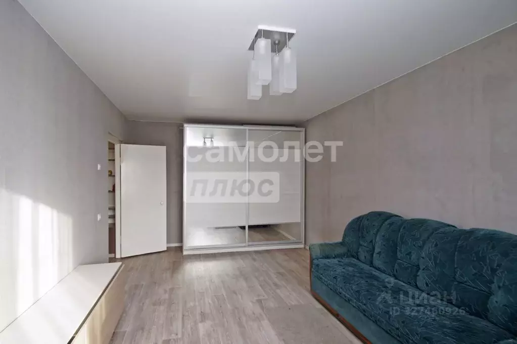 1-к кв. Омская область, Омск Радуга мкр, ул. Жуковского, 31 (38.2 м) - Фото 2