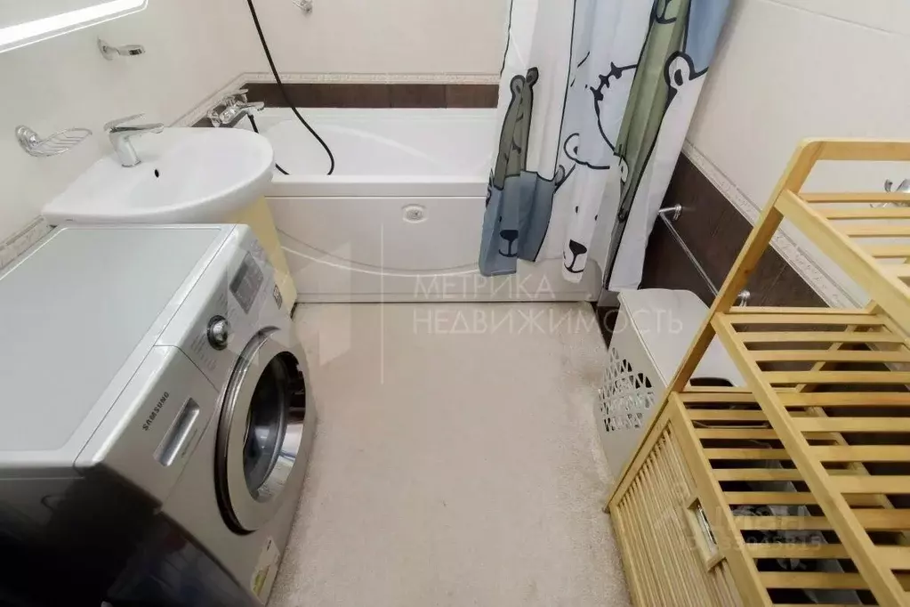2-к кв. Тюменская область, Тюмень ул. Николая Семенова, 25к1 (62.3 м) - Фото 1