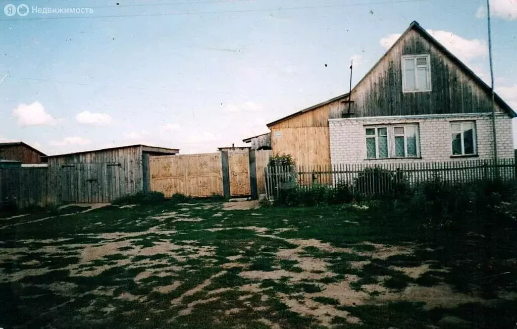 Дом в Тюменская область, Исетский муниципальный округ, село Рассвет ... - Фото 2