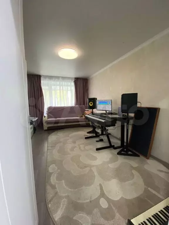 2-к. квартира, 40,7 м, 5/5 эт. - Фото 0
