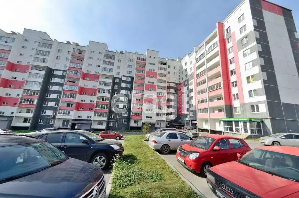 2-комнатная квартира: Миасс, улица 8 Марта, 147 (56.5 м) - Фото 0
