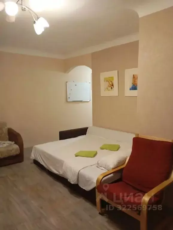 Студия Пермский край, Краснокамск Большевистская ул., 41 (28.0 м) - Фото 2