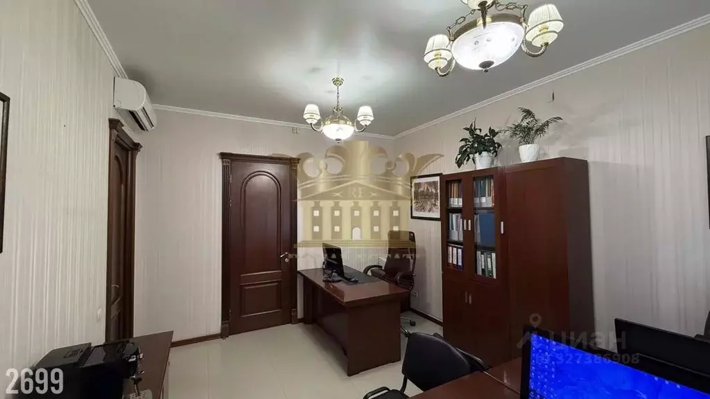 Офис в Крым, Симферополь ул. Ленина, 12 (100 м) - Фото 2