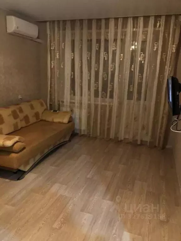 1-к кв. Самарская область, Тольятти ул. 70 лет Октября, 64 (33.0 м) - Фото 1