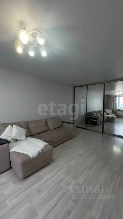 1-к кв. Тюменская область, Тюмень Кремлевская ул., 87 (43.3 м) - Фото 1