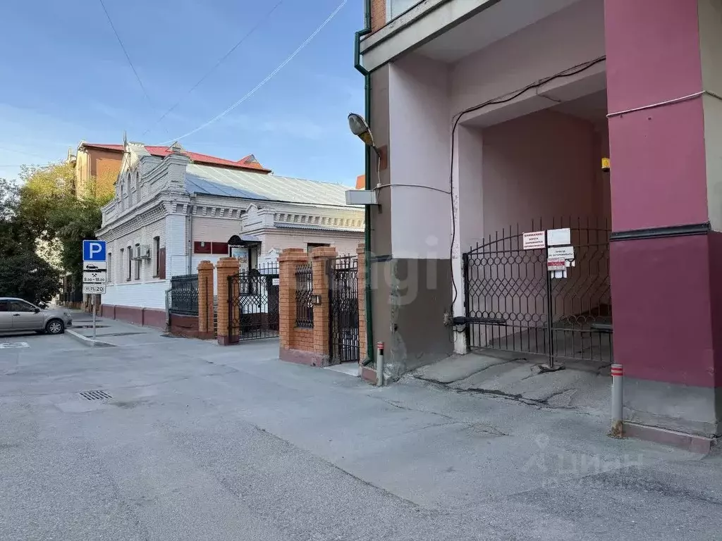 Гараж в Тюменская область, Тюмень ул. Хохрякова, 10 (17 м) - Фото 2