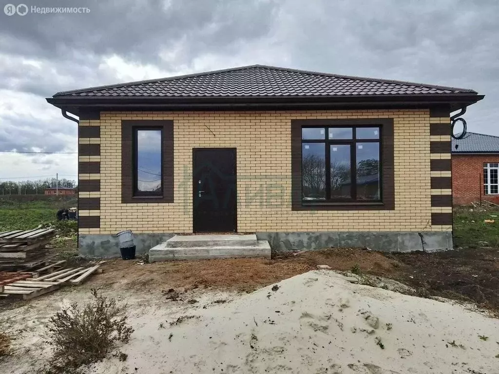 Дом в Ленинаван, улица Б.Б. Журавлева (100 м) - Фото 2