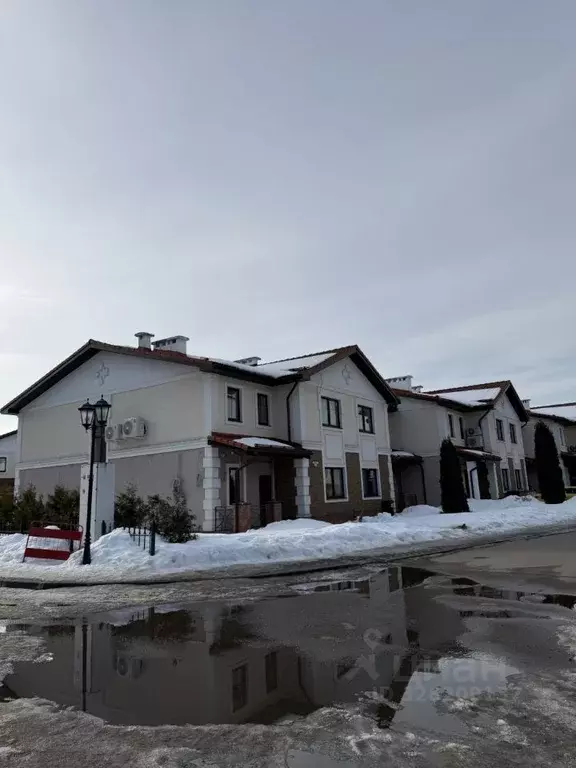 Таунхаус в Московская область, Красногорск городской округ, д. ... - Фото 2