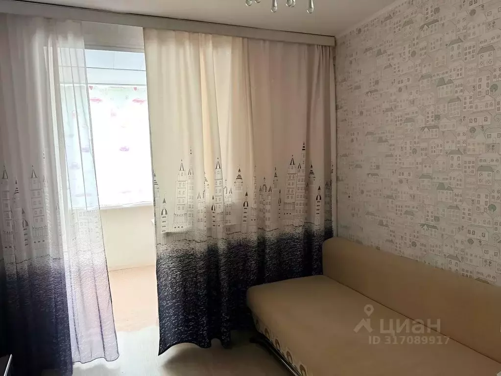 3-к кв. Крым, Симферополь ул. Ковыльная, 62 (85.0 м) - Фото 0