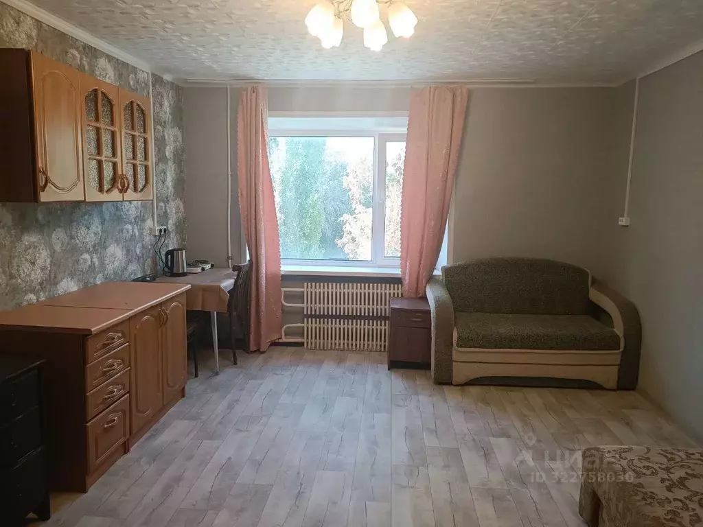 Комната Саратовская область, Саратов Астраханская ул., 40 (16.5 м) - Фото 1