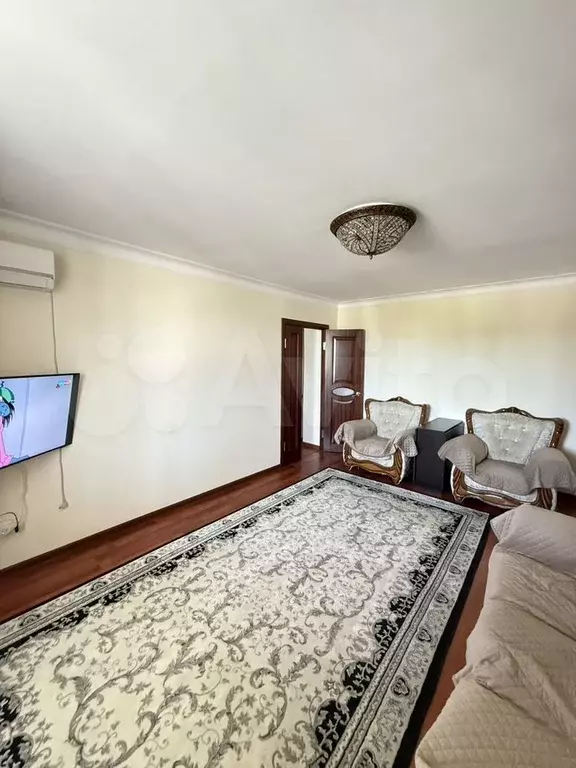 3-к. квартира, 70 м, 4/5 эт. - Фото 1