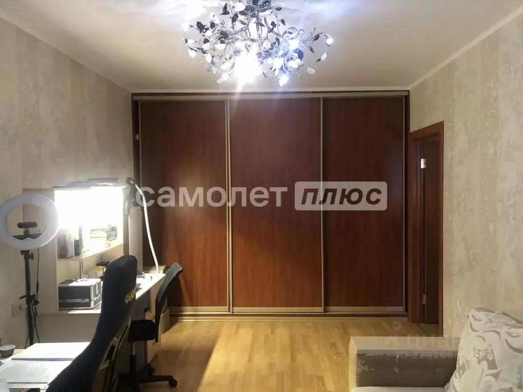 2-к кв. Белгородская область, Белгород ул. Есенина, 54 (50.5 м) - Фото 2