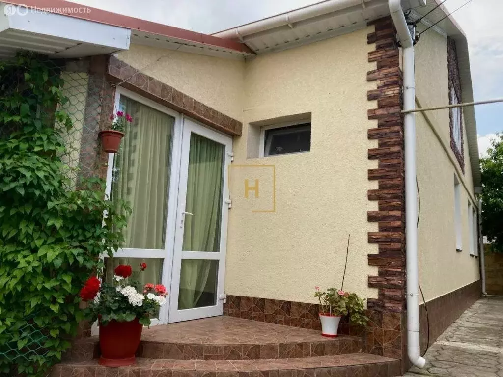 Дом в Евпатория, улица Тумен, 11 (117.3 м) - Фото 1