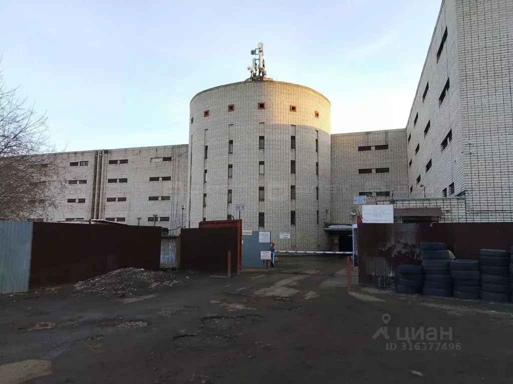 Гараж в Татарстан, Казань ул. Родины, 2к1 (18 м) - Фото 1