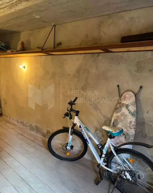 Гараж в Тюменская область, Тюмень Харьковская ул., 59 (18 м) - Фото 1