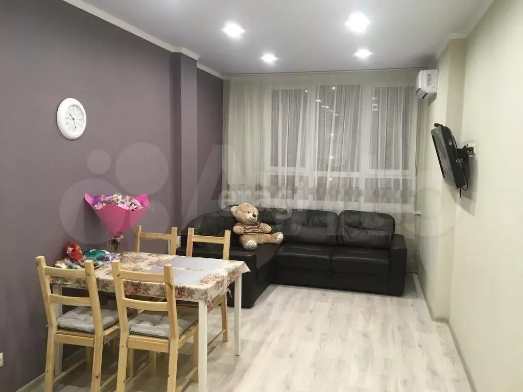 1-к. квартира, 50 м, 15/18 эт. - Фото 1