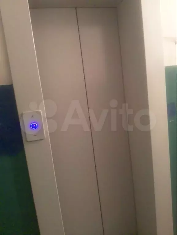 Комната 15 м в 6-к., 8/10 эт. - Фото 1