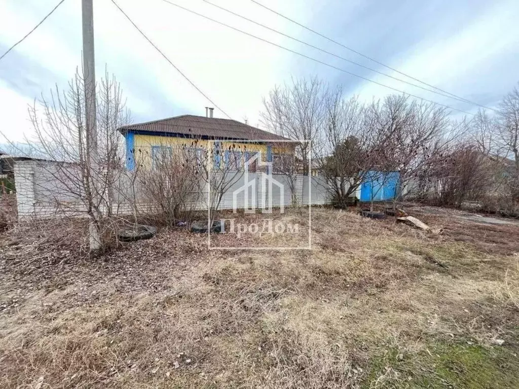 Дом в Белгородская область, Старооскольский городской округ, с. ... - Фото 1