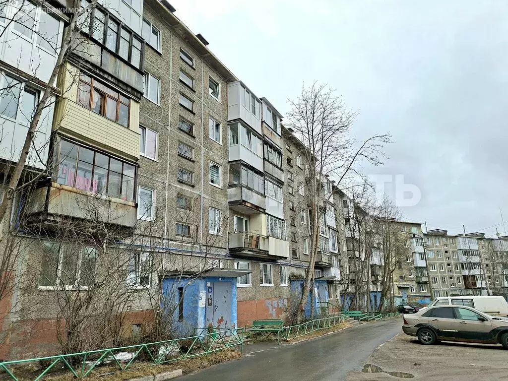 3-комнатная квартира: Мурманск, Зелёная улица, 56к1 (61.4 м) - Фото 1