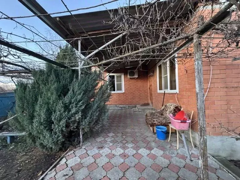 Дом в Краснодарский край, Курганинский район, Темиргоевская ст-ца  (95 ... - Фото 1