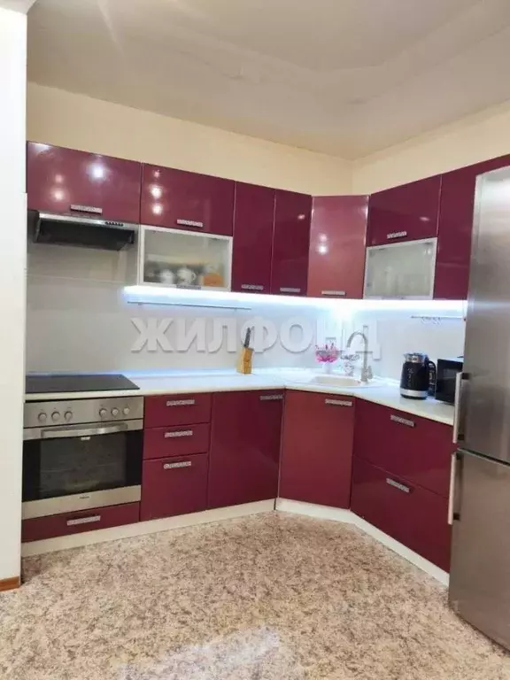 3-к кв. Томская область, Томск Солнечный мкр, ул. Обручева, 8 (58.9 м) - Фото 0