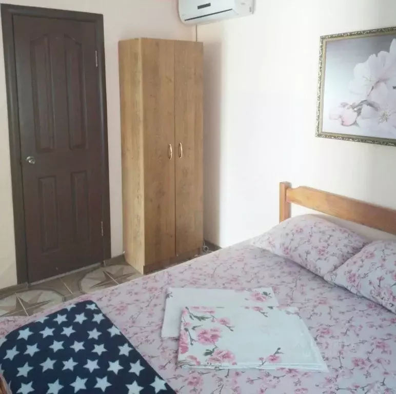 Дом в Краснодарский край, Темрюкский район, Голубицкое с/пос, ... - Фото 2