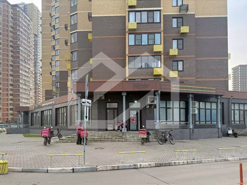 Помещение свободного назначения в Московская область, Красногорск ул. ... - Фото 1