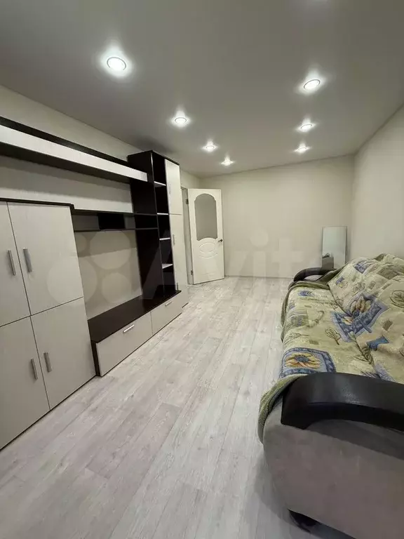 1-к. квартира, 31 м, 1/5 эт. - Фото 1
