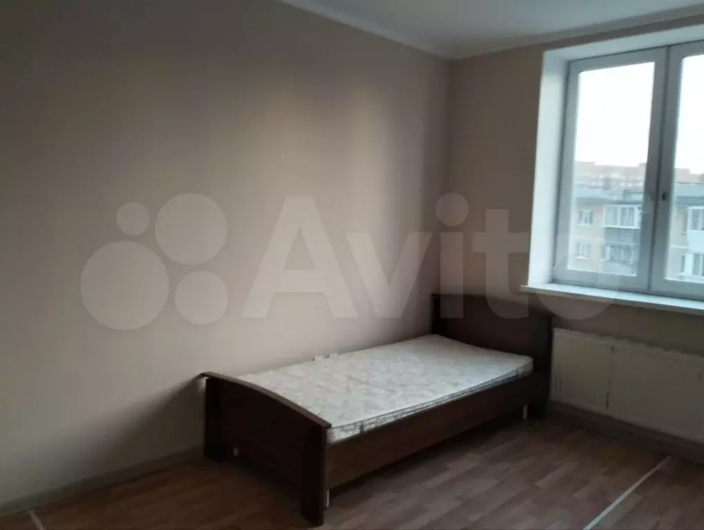 Комната 8 м в 3-к., 2/12 эт. - Фото 1