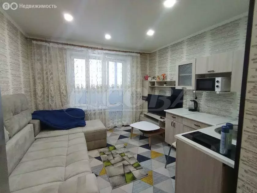 Квартира-студия: Тобольск, 15-й микрорайон, 37 (23 м) - Фото 1