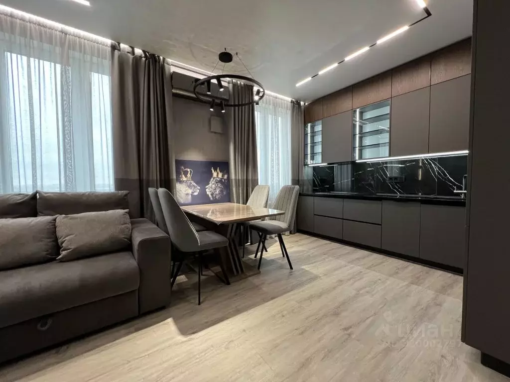 3-к кв. Новосибирская область, Новосибирск пл. Райсовета, 14 (64.0 м) - Фото 0