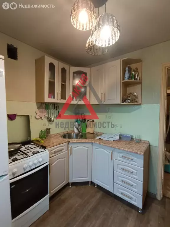 1-комнатная квартира: Каменск-Уральский, Каменская улица, 60 (28.1 м) - Фото 1