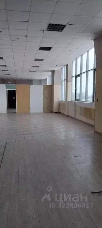 Торговая площадь в Татарстан, Казань ул. Сибирский Тракт, 34к1 (1000 ... - Фото 2