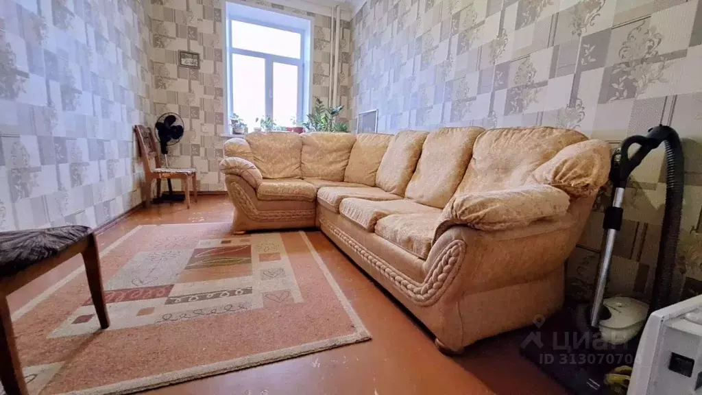 3-к кв. Калужская область, Калуга ул. Луначарского, 53 (71.5 м) - Фото 1