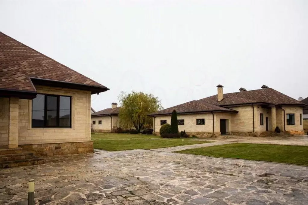 Коттедж в Белгородская область, Старый Оскол ул. Майская (170 м) - Фото 1