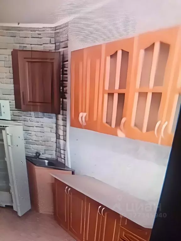 Комната Кемеровская область, Кемерово ул. Муромцева, 16 (16.0 м) - Фото 2