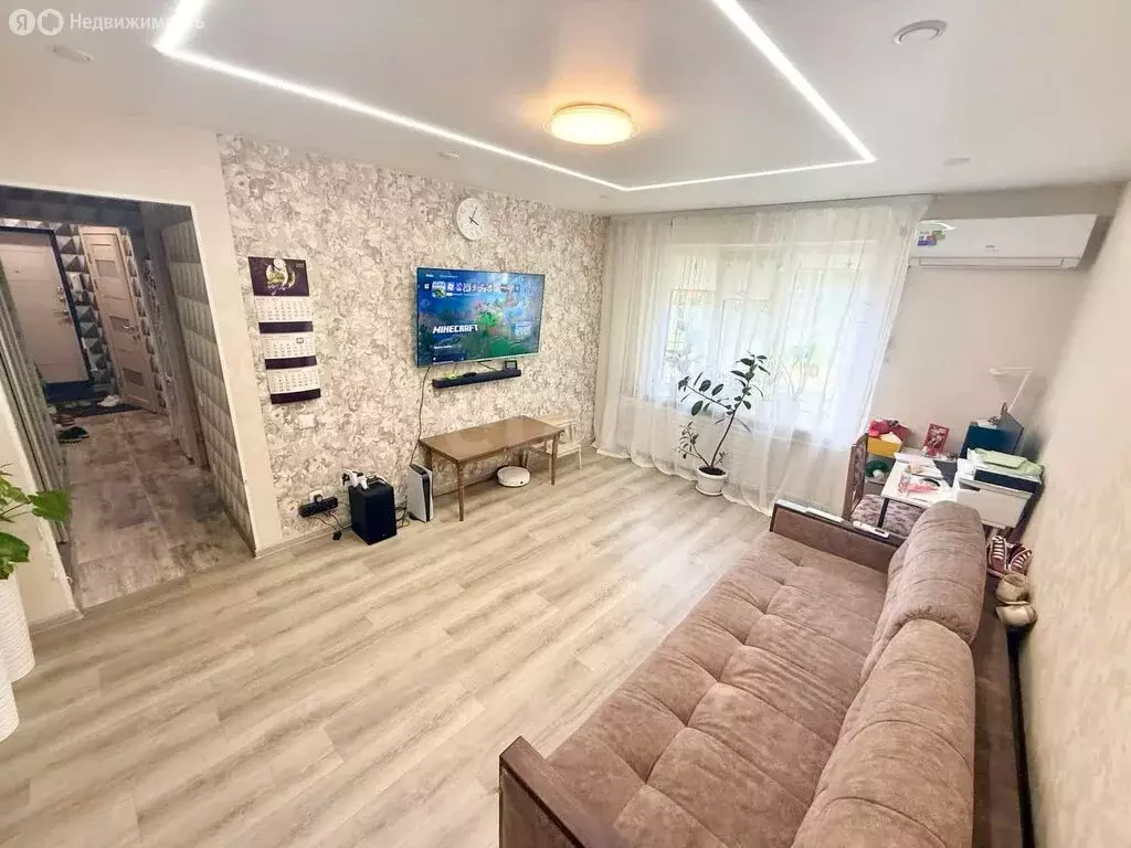 3-комнатная квартира: Ижевск, улица Владимира Краева, 41 (66 м) - Фото 1