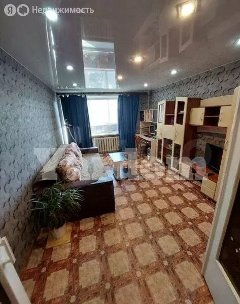 3-комнатная квартира: Красноярск, улица Ленина, 104 (64 м) - Фото 0