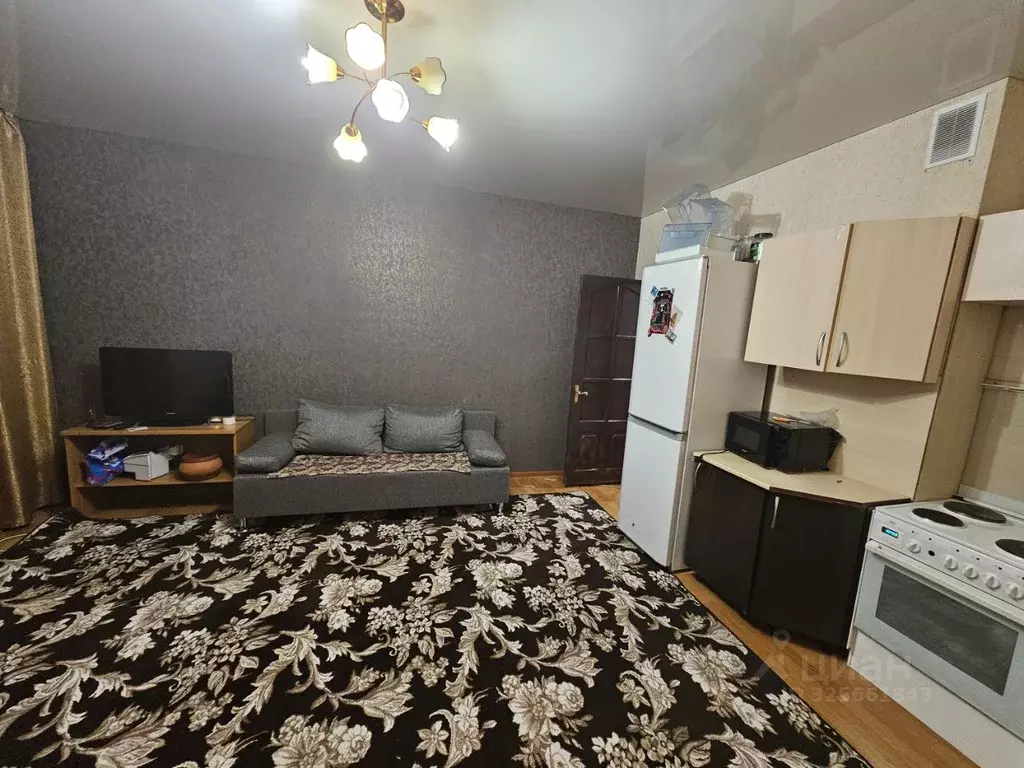 2-к кв. Тюменская область, Тюмень ул. Западносибирская, 2к1 (45.0 м) - Фото 2