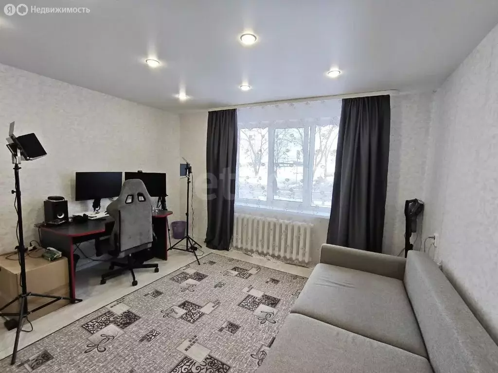 2-комнатная квартира: Камышлов, Молодогвардейская улица, 12 (42.6 м) - Фото 1