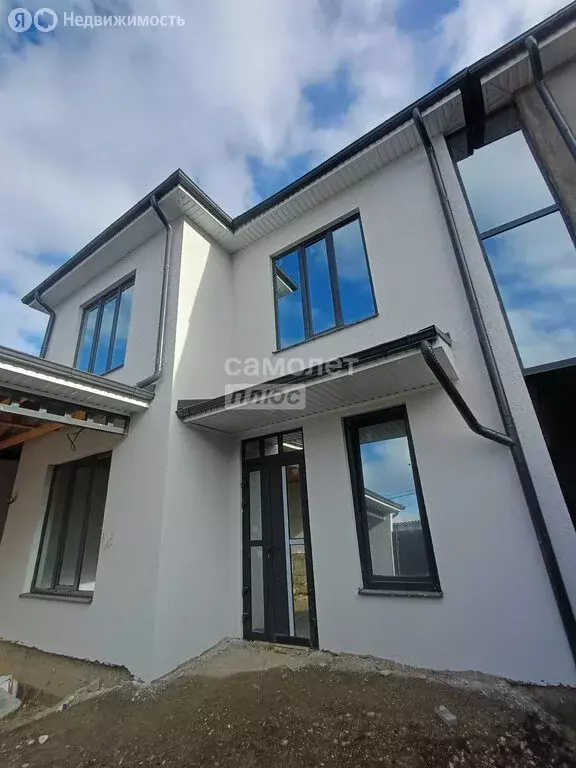 Дом в Нальчик, Балкарская улица (220 м) - Фото 1