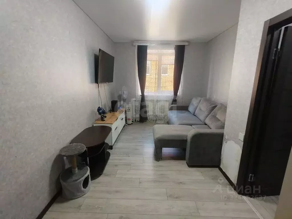 2-к кв. Курганская область, Шадринск Михайловская ул., 74К (46.2 м) - Фото 1