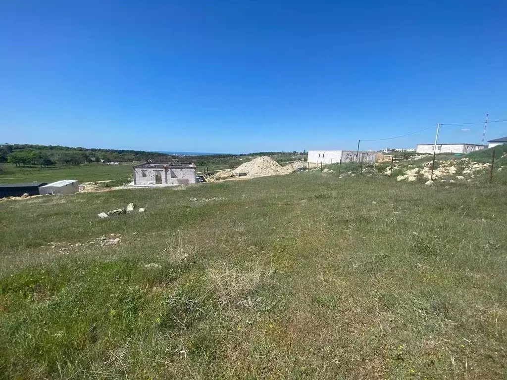 Участок в Севастополь ул. 4-я Комендорская, 1 (4.4 сот.) - Фото 0