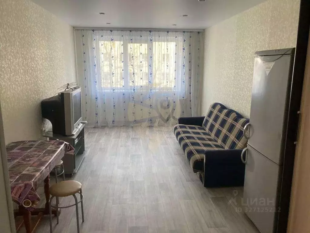 Комната Белгородская область, Старый Оскол Горняк мкр, 18 (14.0 м) - Фото 1